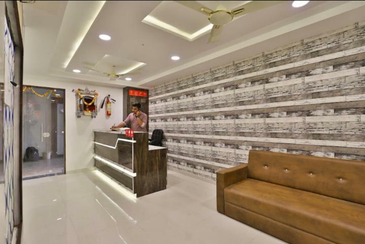 Hotel Pathik Villa Amhedabad Dış mekan fotoğraf
